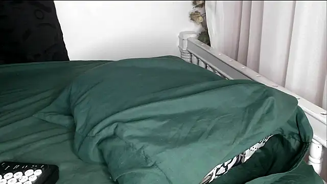 angelainparis28 online show from September 2025 05:31:02 AM