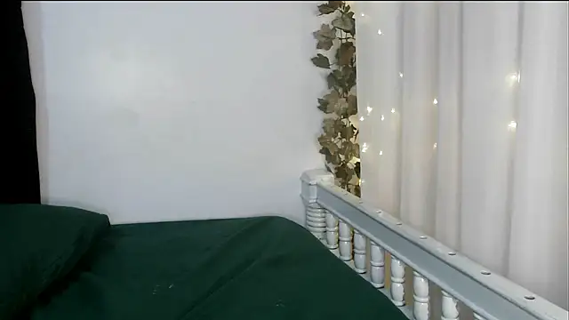 angelainparis28 online show from September 2025 06:29:02 AM