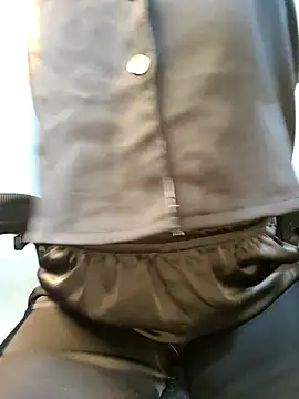 Bee sweet online show from November 2025 07:38:01 PM