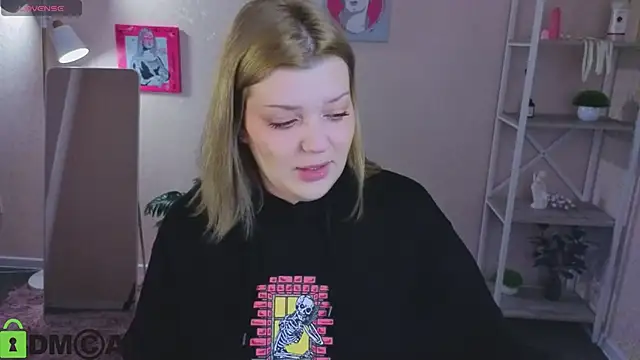 Michele Greenn online show from March 2026 01:12:01 AM