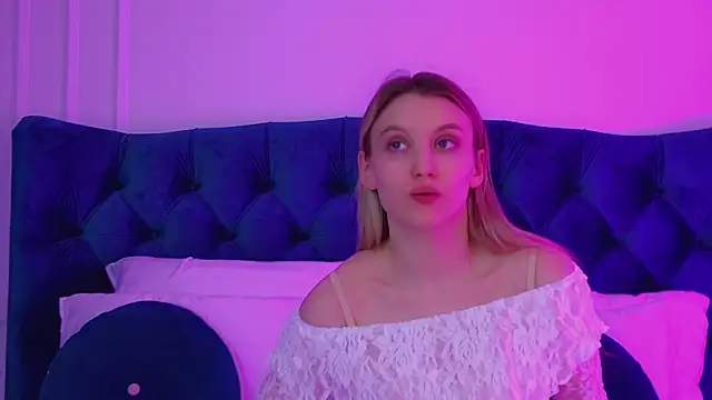 StacyEvances online show from March 2026 06:27:02 PM