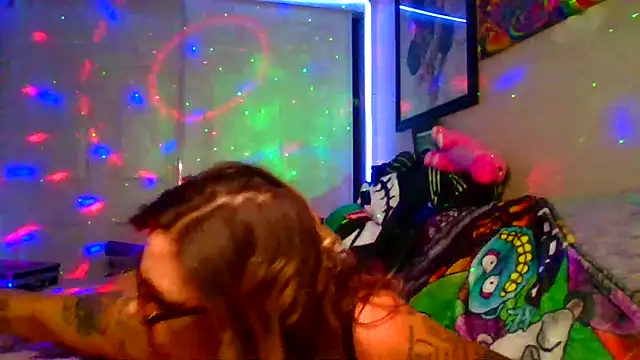 SparklesB1tch online show from November 2025 06:55:02 PM