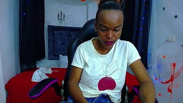 Snapshot of mia__thomson_ chatting on November 2025 12:38:02 PM mia thomson online show from November 2025 12:38:02 PM