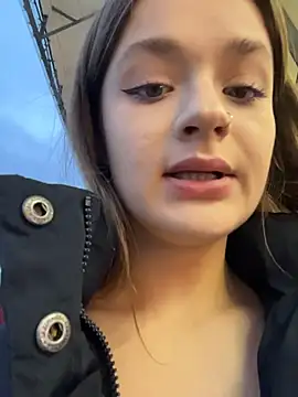 Snapshot of KittyQueeny chatting on November 2025 01:12:02 PM KittyQueeny online show from November 2025 01:12:02 PM