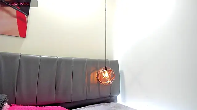 iisabella noa online show from July 2026 12:42:02 PM