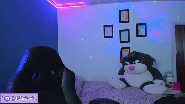 Snapshot of milita_houston chatting on September 2025 09:06:02 PM milita houston online show from September 2025 09:06:02 PM