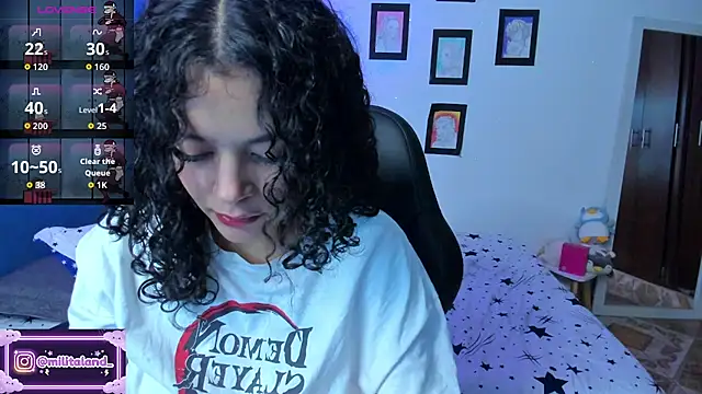 Snapshot of milita_houston chatting on September 2025 01:33:02 AM milita houston online show from September 2025 01:33:02 AM