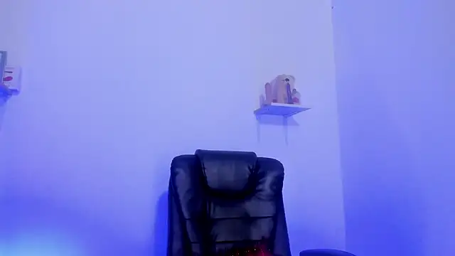 Cooperrosscute233 online show from October 2025 11:58:02 PM