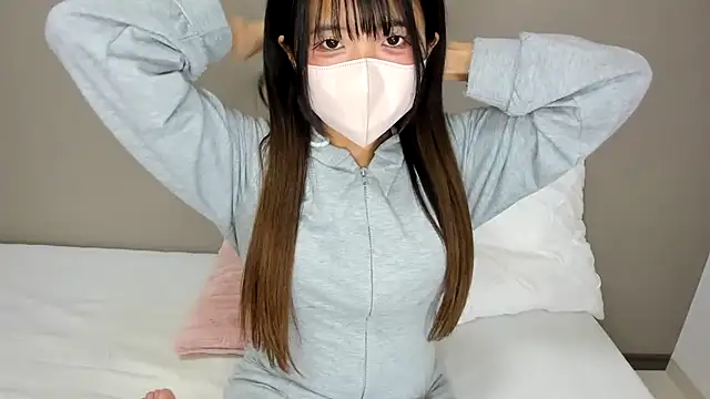 18komugi online show from November 2025 02:38:02 PM