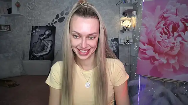 Snapshot of NickyAdamidi chatting on July 2026 04:47:01 PM NickyAdamidi online show from July 2026 04:47:01 PM