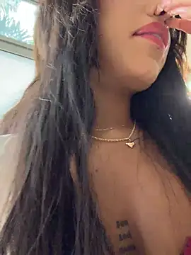 Snapshot of MystiqueXXX chatting on June 2026 01:04:02 PM MystiqueXXX online show from June 2026 01:04:02 PM
