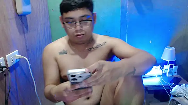 Snapshot of native_cummer chatting on October 2025 05:42:01 PM native cummer online show from October 2025 05:42:01 PM