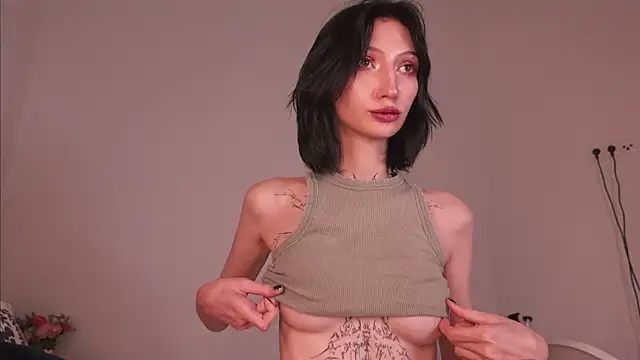 Snapshot of May_suki chatting on September 2025 06:42:01 PM May suki online show from September 2025 06:42:01 PM