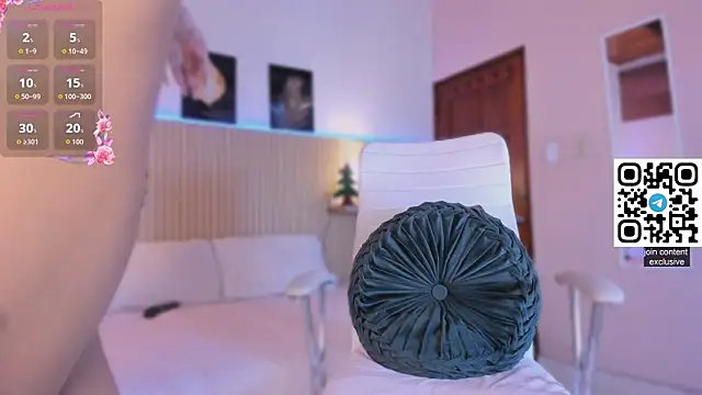 Sirenita petitexoxo online show from November 2025 03:12:02 PM