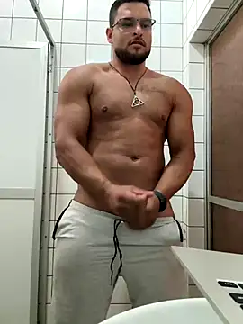 Snapshot of KRYSTALIZEDY chatting on December 2025 05:19:02 PM KRYSTALIZEDY online show from December 2025 05:19:02 PM