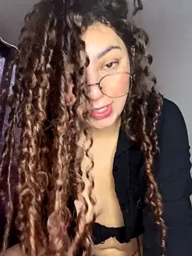 vane vixen online show from November 2025 05:01:02 PM