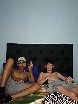 CUB4N1TX xx online show from October 2025 04:30:01 AM