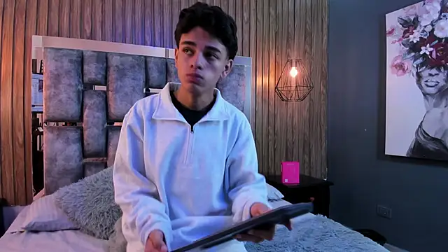 owen  johnson online show from November 2025 12:38:02 PM