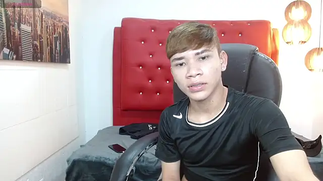 Snapshot of nathanclay chatting on October 2025 04:09:01 AM nathanclay online show from October 2025 04:09:01 AM