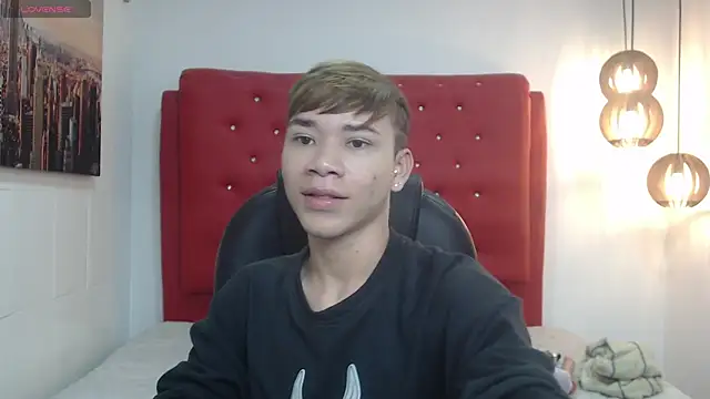 Snapshot of nathanclay chatting on November 2025 03:37:02 AM nathanclay online show from November 2025 03:37:02 AM