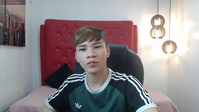 Snapshot of nathanclay chatting on November 2025 03:41:01 AM nathanclay online show from November 2025 03:41:01 AM