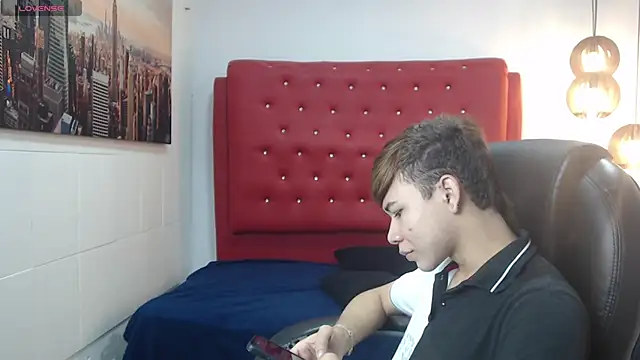 Snapshot of nathanclay chatting on November 2025 01:03:01 PM nathanclay online show from November 2025 01:03:01 PM