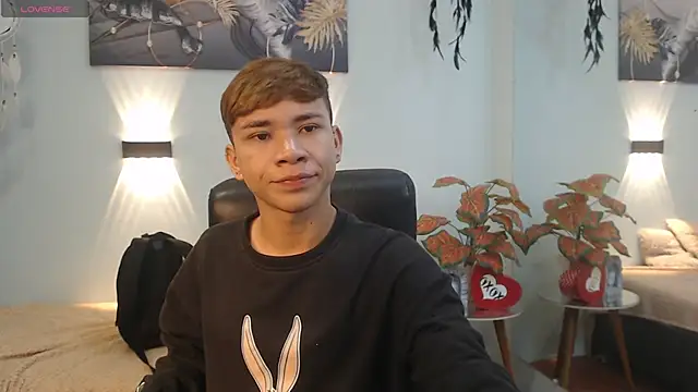 Snapshot of nathanclay chatting on January 2026 05:22:01 AM nathanclay online show from January 2026 05:22:01 AM