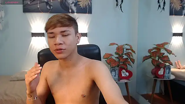 Snapshot of nathanclay chatting on January 2026 03:42:02 AM nathanclay online show from January 2026 03:42:02 AM