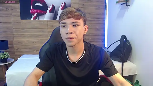 nathanclay online show from April 2026 03:07:01 AM