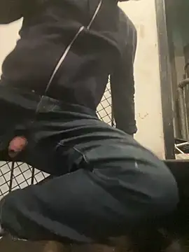 Snapshot of pervonpatrol chatting on October 2025 03:50:02 AM pervonpatrol online show from October 2025 03:50:02 AM