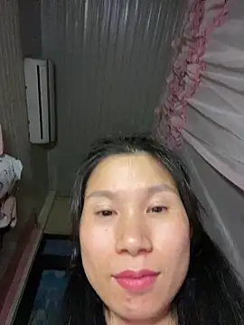 Snapshot of MinHiNi chatting on March 2026 04:33:01 PM MinHiNi online show from March 2026 04:33:01 PM