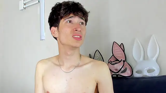  DantFox  online show from September 2025 04:33:02 AM