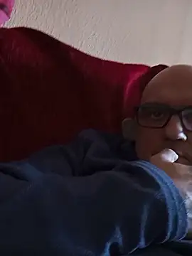 Snapshot of geli45 chatting on March 2026 03:30:01 PM geli45 online show from March 2026 03:30:01 PM