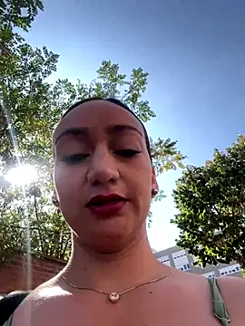 Snapshot of Ninabigtitied chatting on September 2025 09:43:01 AM Ninabigtitied online show from September 2025 09:43:01 AM