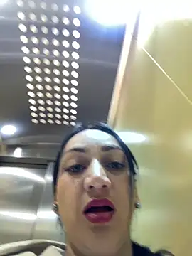 Snapshot of Ninabigtitied chatting on October 2025 03:54:01 PM Ninabigtitied online show from October 2025 03:54:01 PM