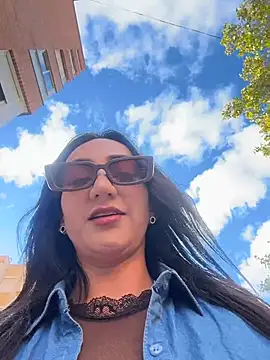 Snapshot of Ninabigtitied chatting on October 2025 10:43:02 AM Ninabigtitied online show from October 2025 10:43:02 AM