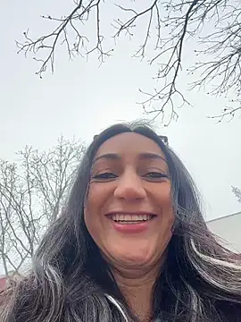 Snapshot of Ninabigtitied chatting on November 2025 09:42:02 AM Ninabigtitied online show from November 2025 09:42:02 AM