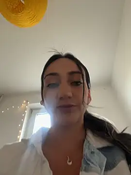 Snapshot of Ninabigtitied chatting on November 2025 10:48:01 AM Ninabigtitied online show from November 2025 10:48:01 AM