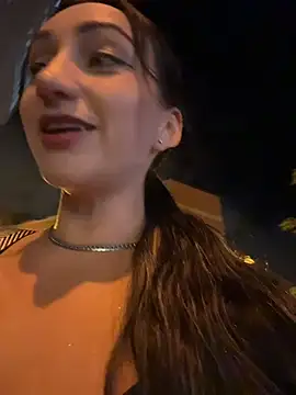 Snapshot of Ninabigtitied chatting on November 2025 08:31:01 PM Ninabigtitied online show from November 2025 08:31:01 PM