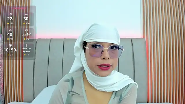 naishaa  online show from December 2025 06:37:02 PM