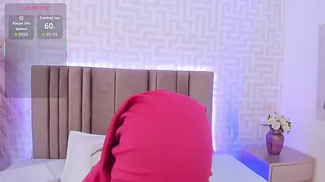 Snapshot of naishaa_ chatting on July 2026 06:35:01 PM naishaa online show from July 2026 06:35:01 PM