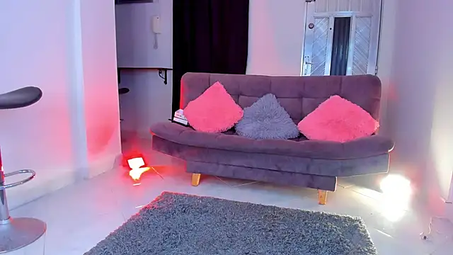 Snapshot of _Mia_Pink_ chatting on October 2025 10:43:02 PM Mia Pink online show from October 2025 10:43:02 PM