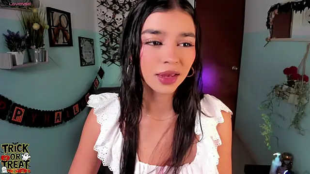 Elsa Pataky online show from October 2025 02:20:01 PM