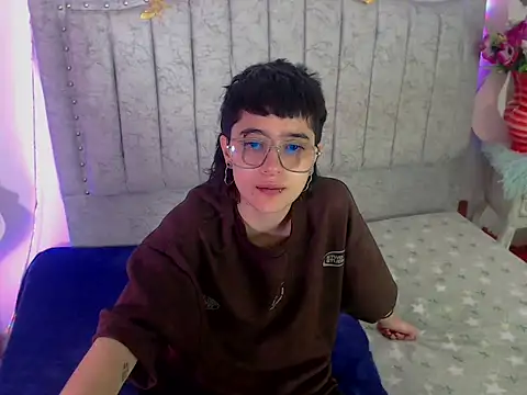 Snapshot of katalinathxandbritney1 chatting on February 2026 07:23:01 AM katalinathxandbritney1 online show from February 2026 07:23:01 AM