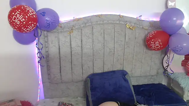 Snapshot of katalinathxandbritney1 chatting on February 2026 04:20:02 AM katalinathxandbritney1 online show from February 2026 04:20:02 AM