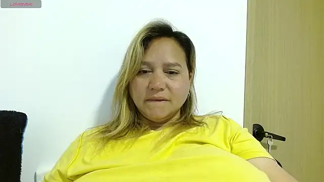 Snapshot of haashkyo chatting on July 2026 02:45:02 PM haashkyo online show from July 2026 02:45:02 PM