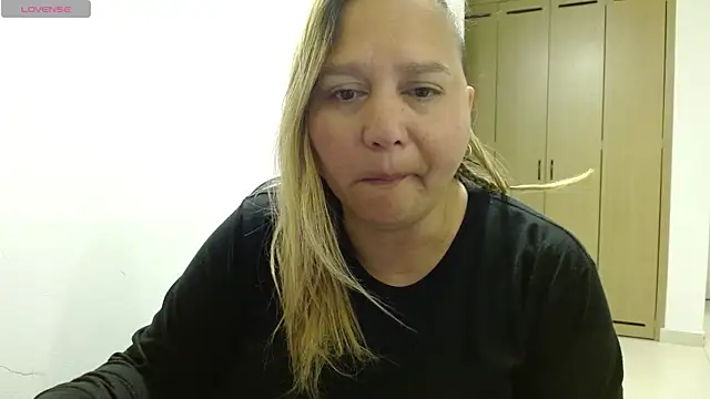 Snapshot of haashkyo chatting on July 2026 06:20:01 AM haashkyo online show from July 2026 06:20:01 AM