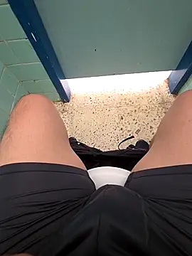 Renatox69 online show from April 2026 06:57:02 PM