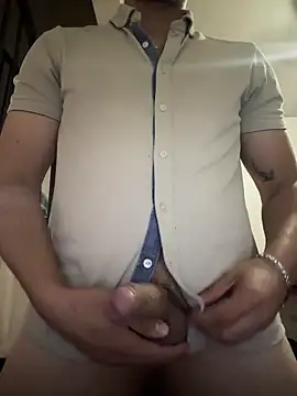 acmello83 online show from April 2026 05:51:01 PM