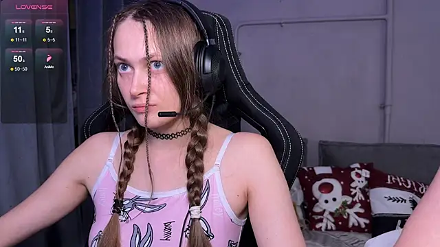 cutemilana sexwife online show from February 2026 08:56:02 PM